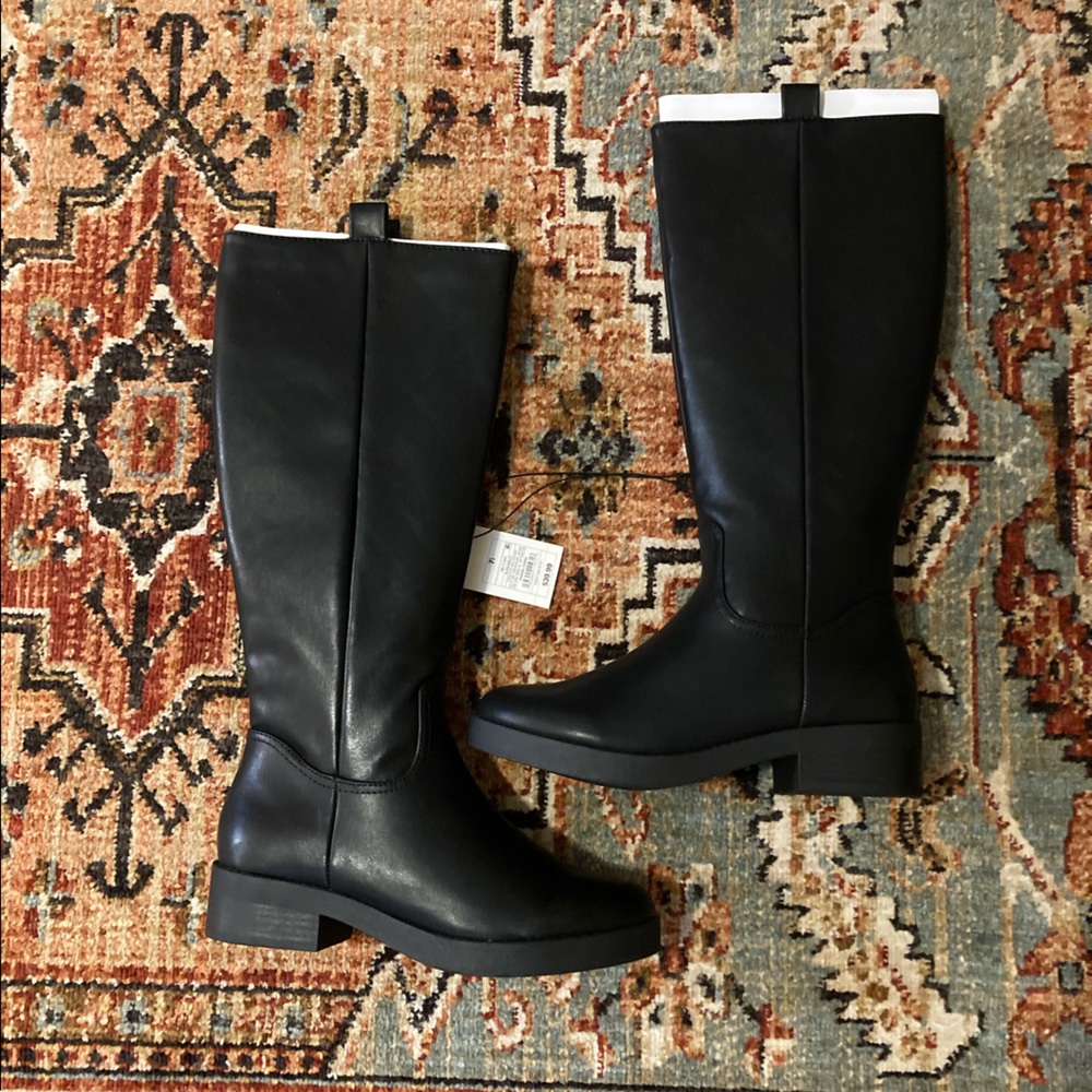 A new day Ansley Boot Size 7.5 🍁🍂